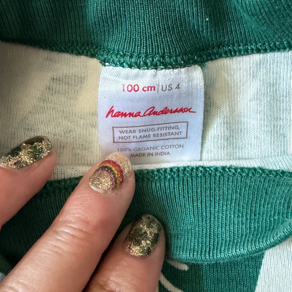 Hanna Andersson Green and White Pajama Set - Picture 2 of 6